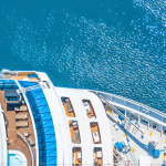 Bovenaanzicht zeecruise schip Bovenaanzicht zeecruise schip